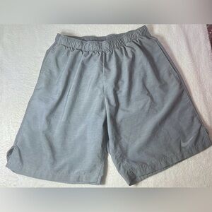 Nike Dri-FIT Men's Gray Board Shorts L Built-In Brief Back Pocket Breathable